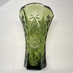 Unmarked Green Glass Starburst Pattern Decorative Vase w/ Flared Rim
